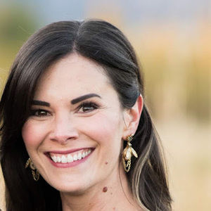 Meet your Posher, Alma